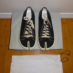Maison Margiela Tabi Sneakers